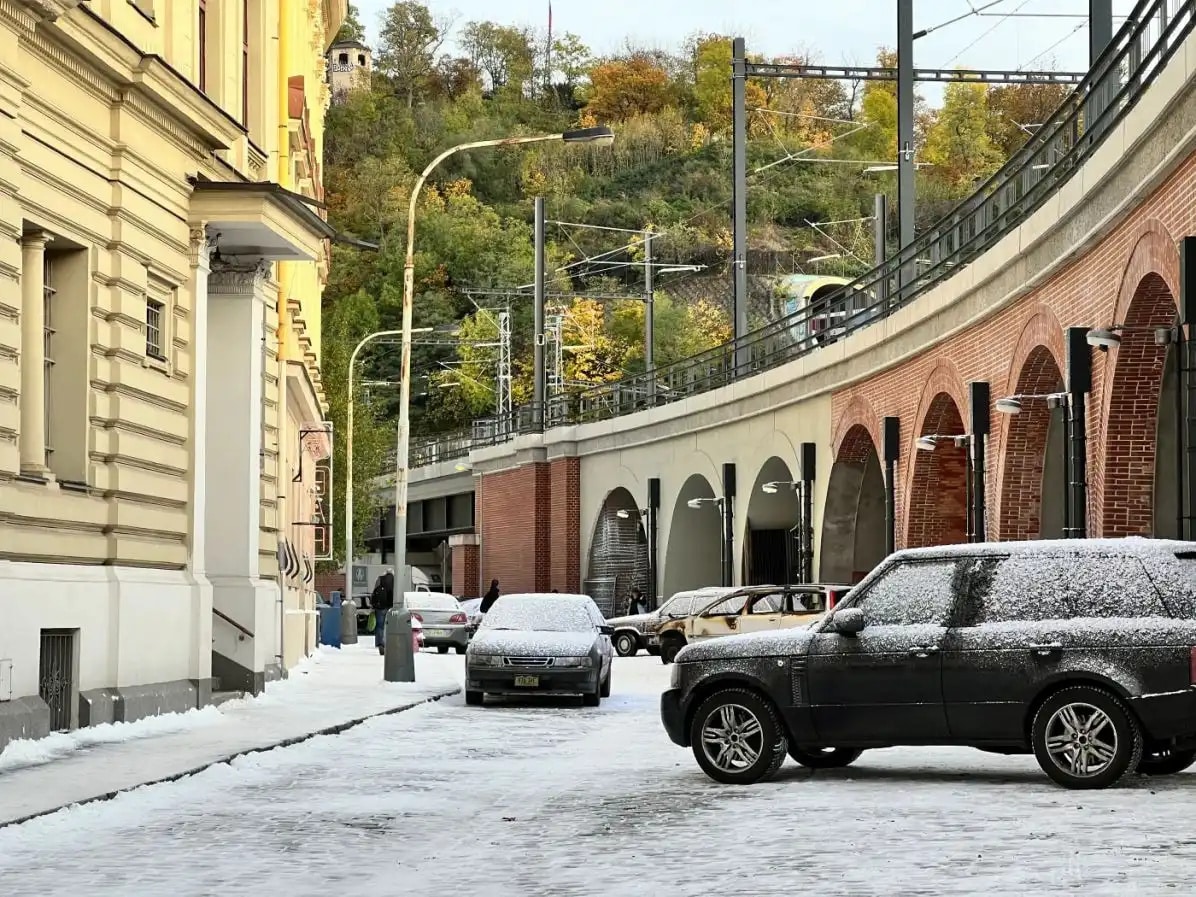 Yeni Resident Evil Filmi Hakkında Her Şey: Çekimler, Oyuncular ve Konu Detayları 3 Yeni Resident Evil Filmi Hakkında Her Şey: Çekimler, Oyuncular ve Konu Detayları ekran görüntüsü 6